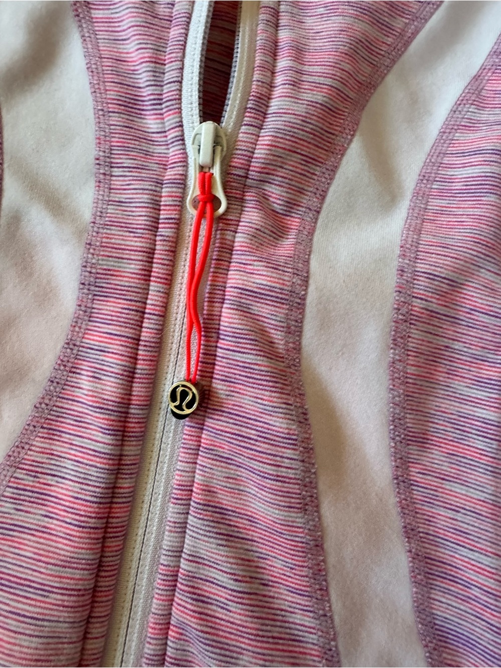 lululemon Scuba Full-Zip Hoodie Striped Pink Purple Size 2 Thumbholes - Picture 4 of 12